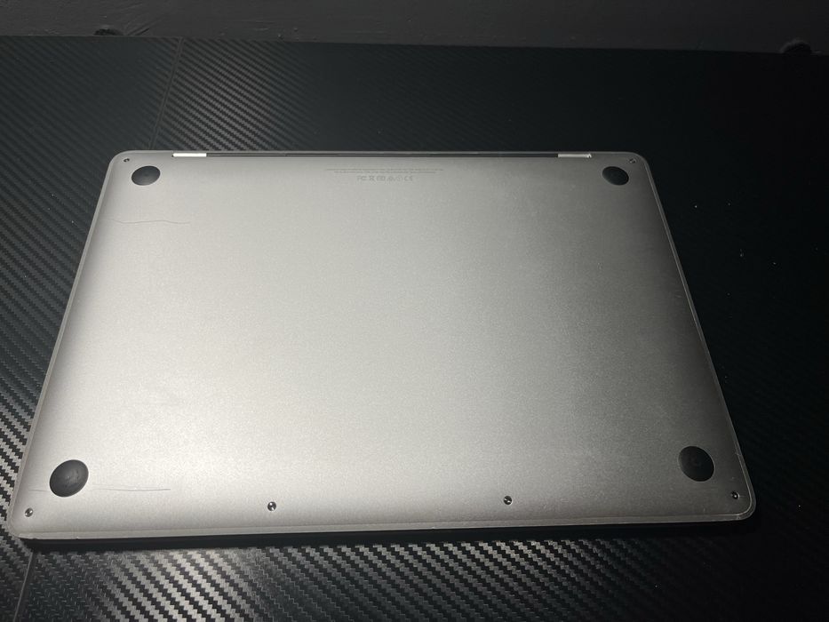 Mackbook,Macbook pro,Макбук про. терміново!!!