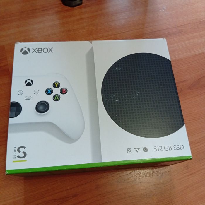 Xbox series's  продам  .