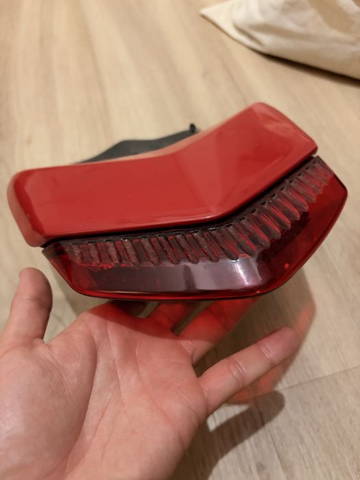 Farol traseiro original ducati hypermotard 1100