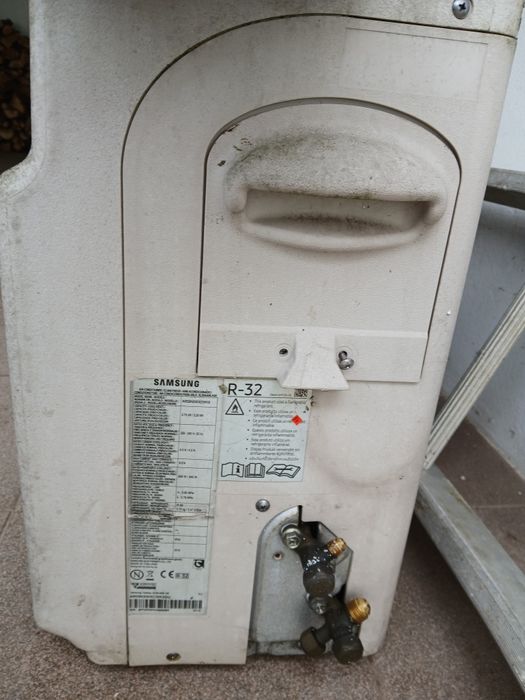 Ar Condicionado - Samsung 9000btu c/Wi-Fi (erro 01)