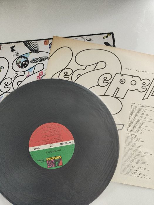 Led Zeppelin III 
Wydanie: Japonia, Atlantic P-10106A
