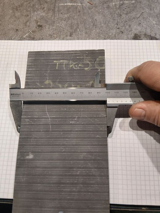 Grafit  TTK 50 na elektrody  , na szczotki , do prac plastycznych