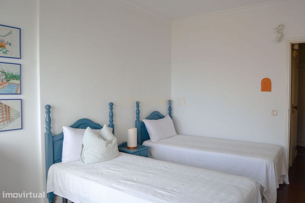 T2 Mobilado com Vista Mar | Guia de Cascais