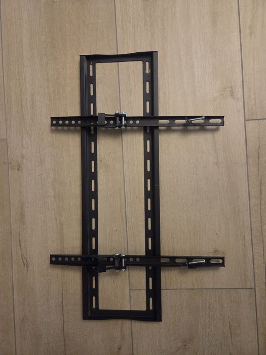 Uchwyt do telewizora na ścianę