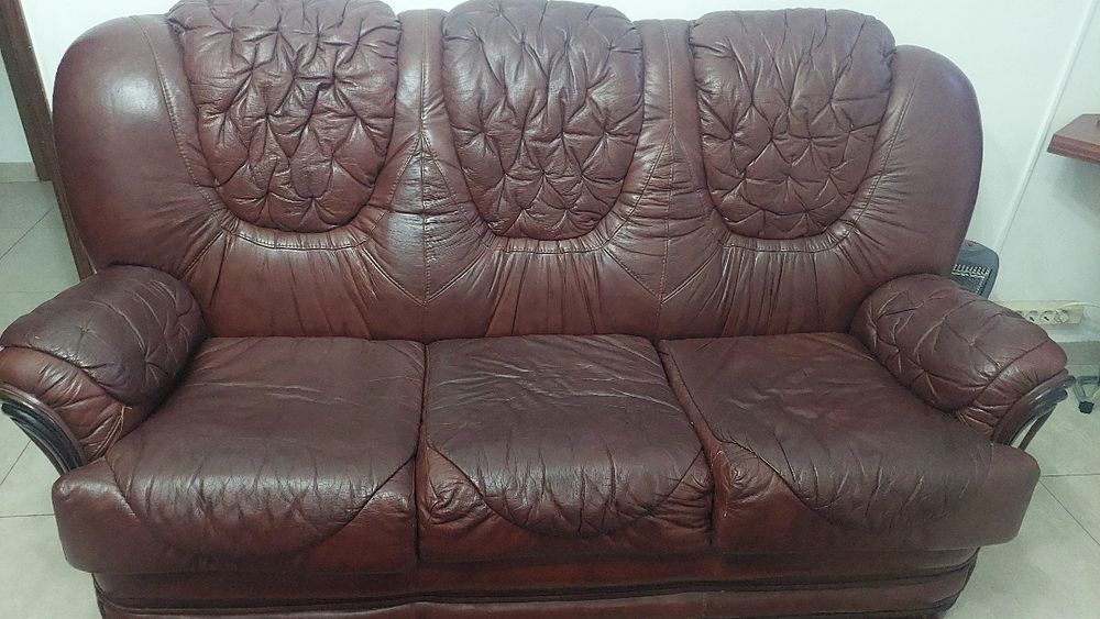 Sofa cama de pele castanho