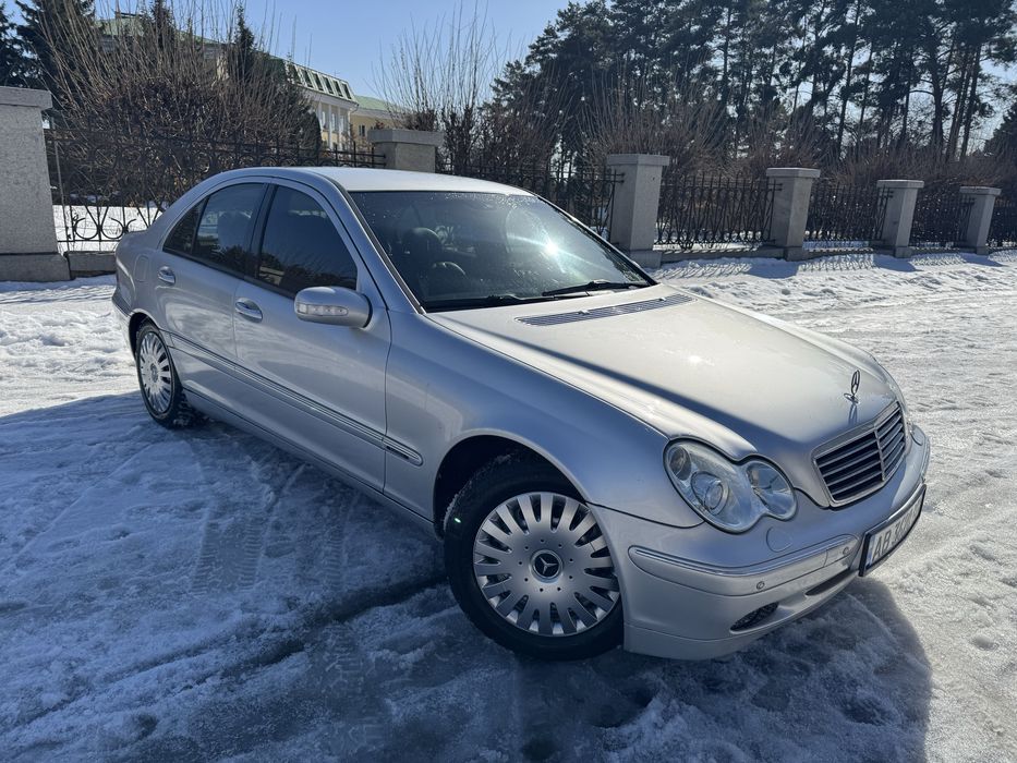 Продам Mercedes C-Class