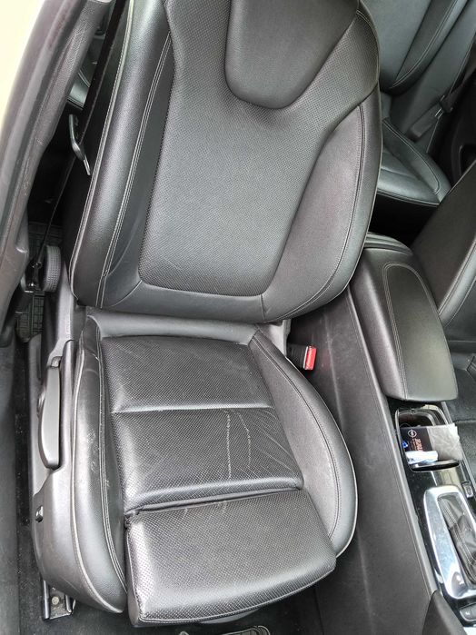 Fotele skóry Opel Insignia B kombi grzany przód i tył