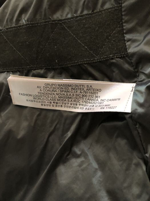 Пуховик жіночий короткий розмірS фірми Dutti Massimo