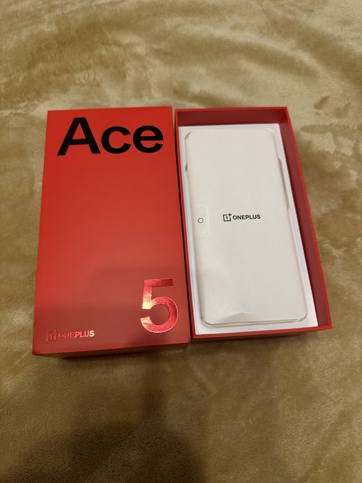 Продам oneplus ace 5