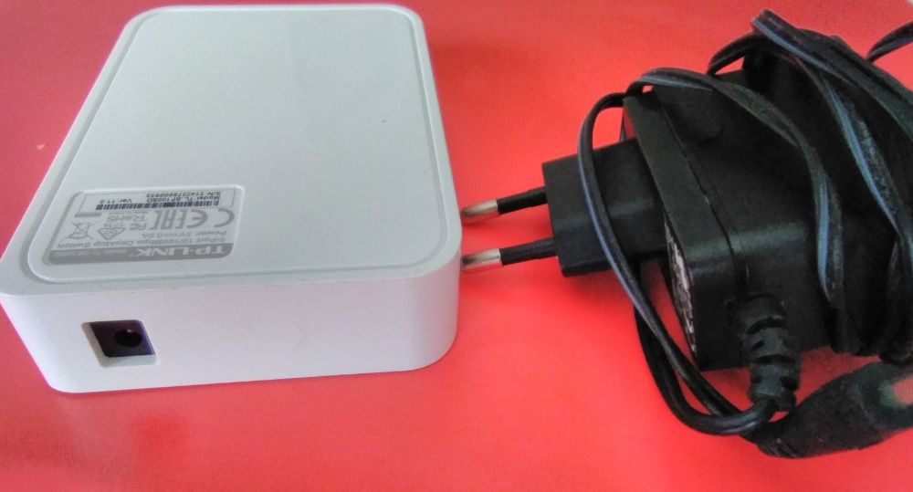 Suitch 10/100Mbps