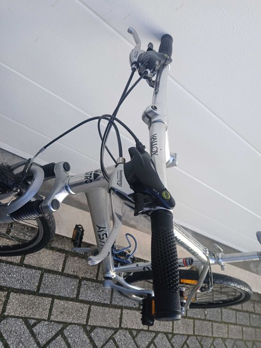 Bicicleta de estrada ASTRO como nova