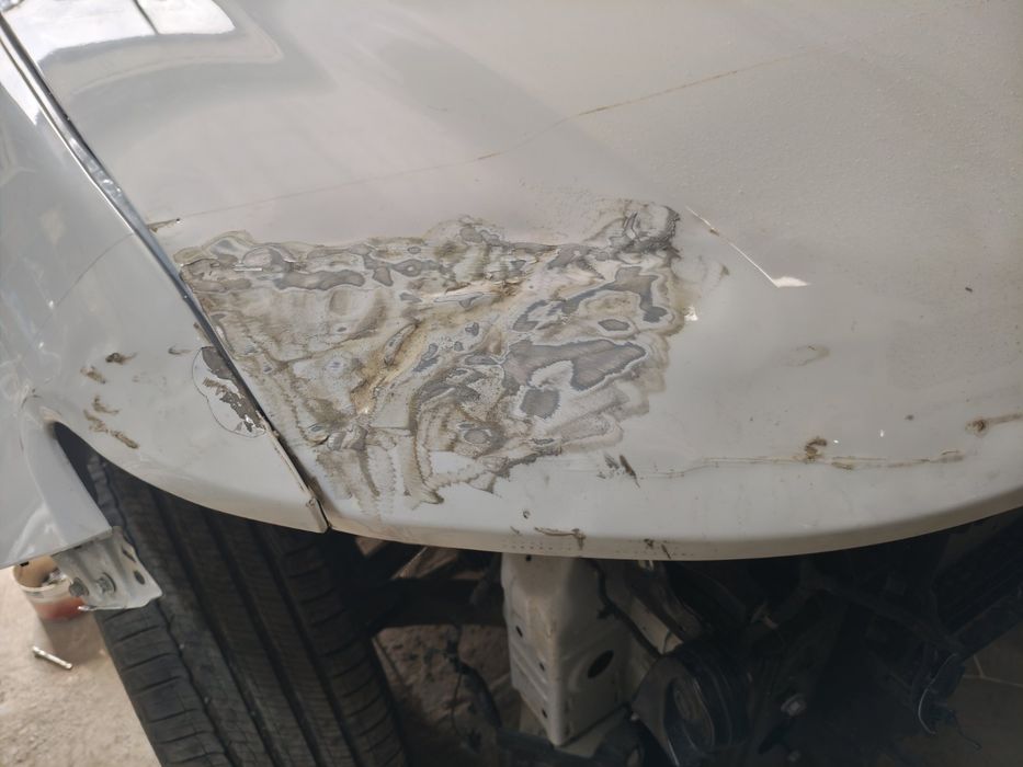 Капот та крило jeep grand cherokee 23 року