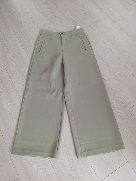 Женские брюки  STRADIVARIUS