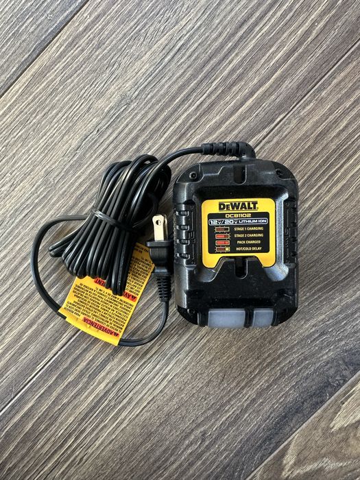 Набір шуруповертів Dewalt DCK227D2.20v