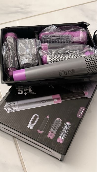 Secador de Cabelo 5 em 1