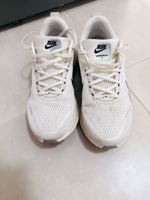 Nike Vomero 18 …..