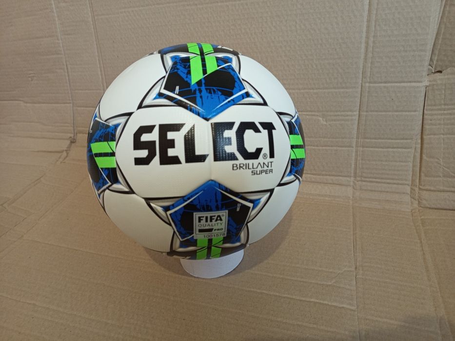 Високоякісний футбольний м'яч Select. Розмір 5