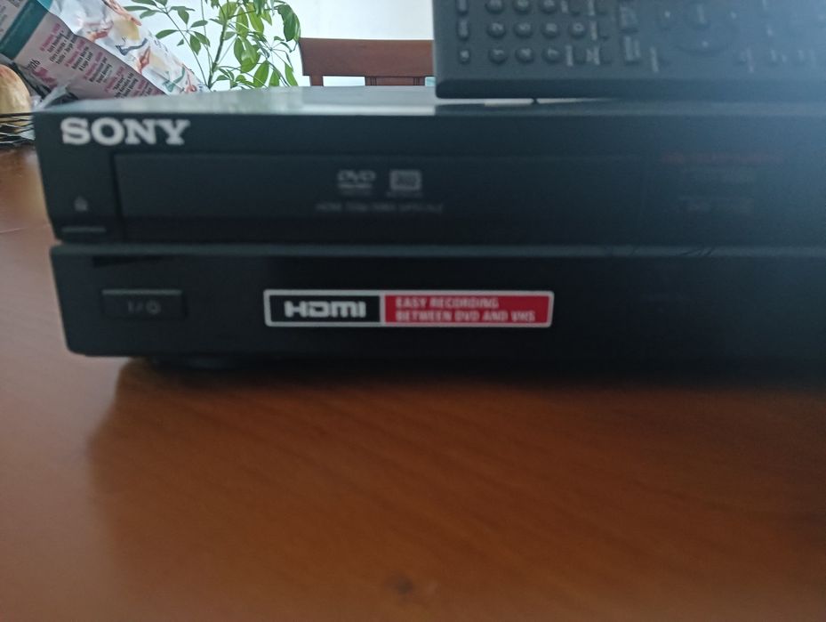 Sony RDR VX450 Combo VHS/DVD 1080p saída HDMI