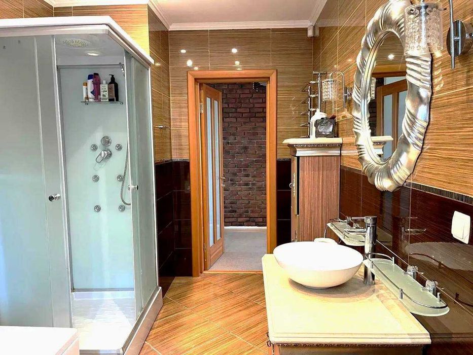 Продаж Будинок 330м2 12 сот Романків поруч Сонячна Долина Ходосівка