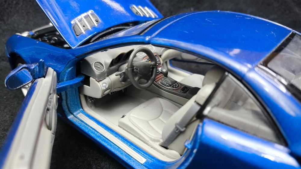 Модель авто 1.18 Mercedes-Benz SL-Class (Maisto, Thailand, Blue, Coupe)