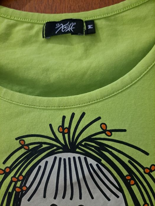 T shirt boneco a frente e a trás