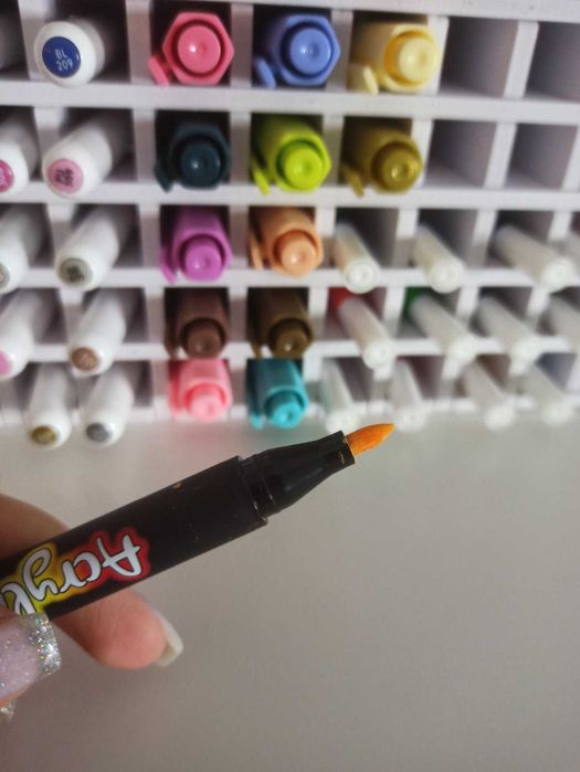 Акрилові маркери Guangna більше 100 штук