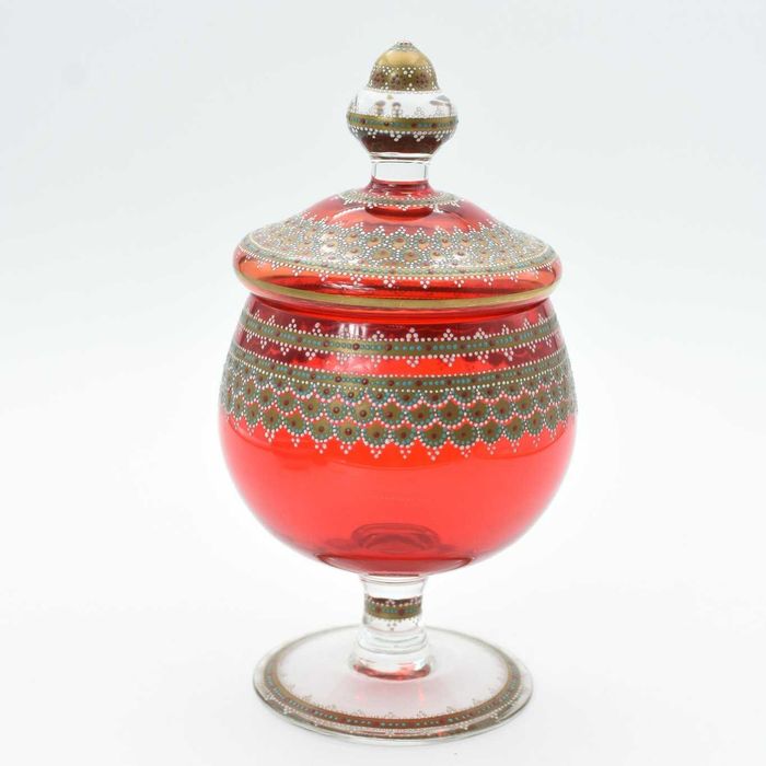 Pote decorativo em vidro vermelho pintado à mão