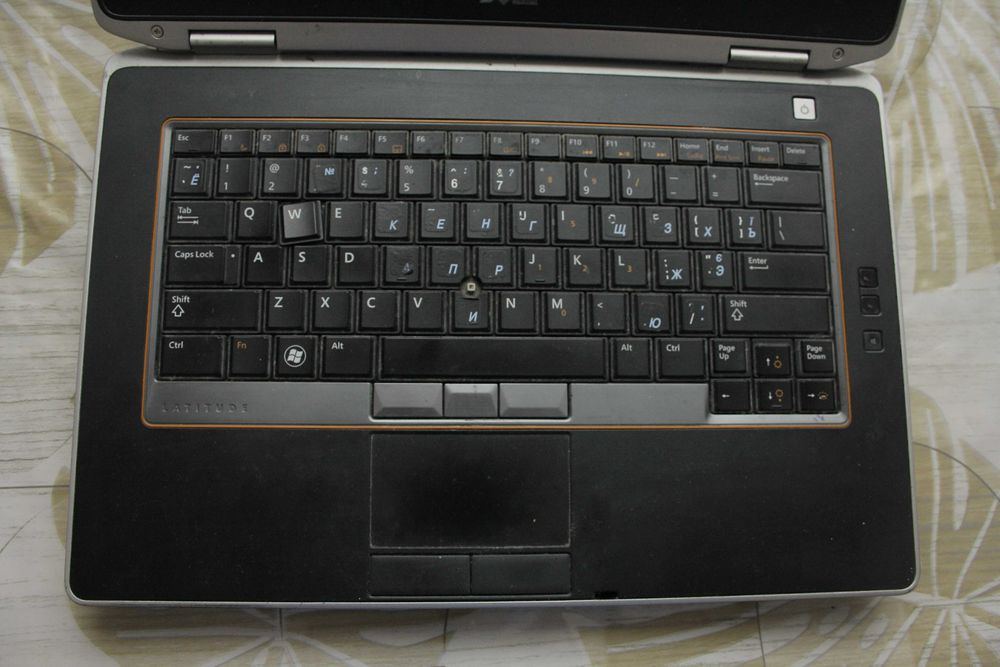 Ноутбук Dell Latitude E6420 Екран 14" HD/i5-2520M/8GB DDR3/256GB SSD