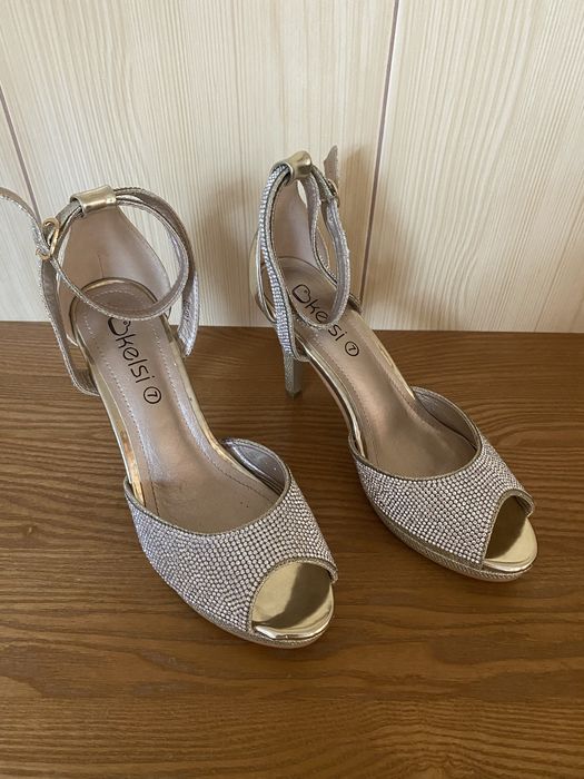 Buty na ślub, wesele ,poprawiny komunie r40