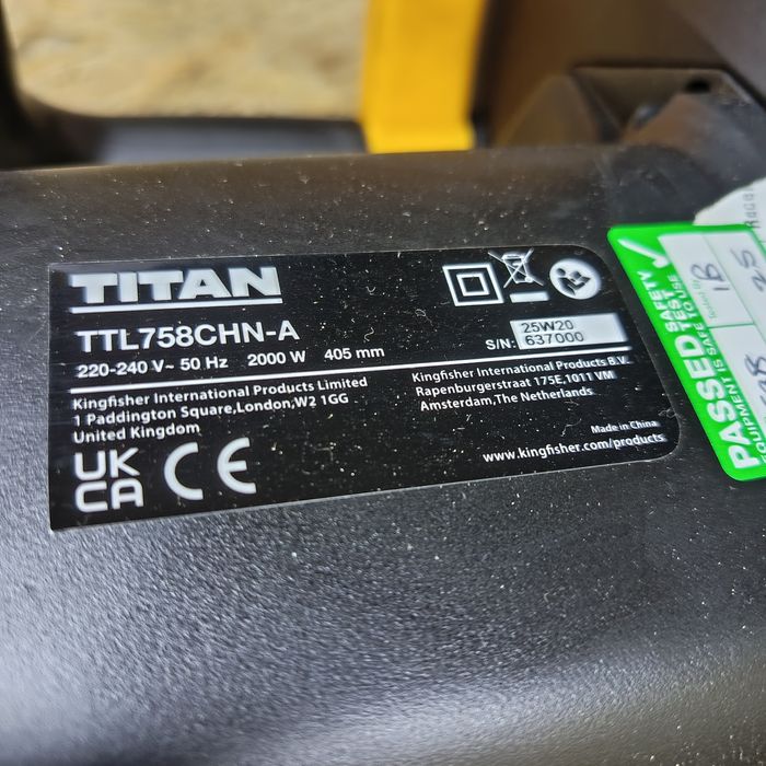 Nieużywana piła łańcuchowa elektryczna pilarka