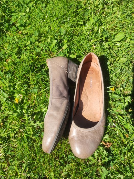 Buty baleriny jasne