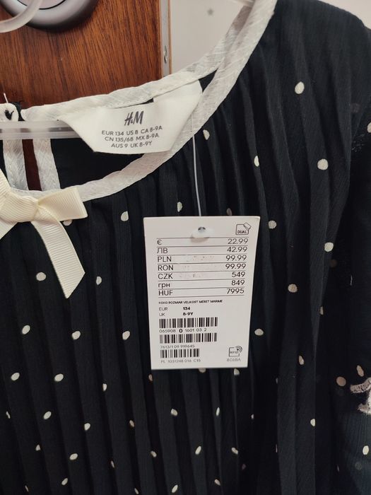 Сукня святкова чорна H&M 134-140