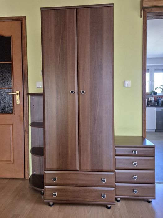 Szafa  polka narozna i szafka nocna