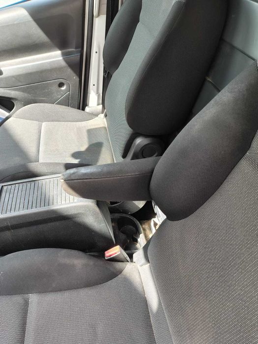Peugeot 1.6 Blue hdi 2018, 183000 km IVA Deductible