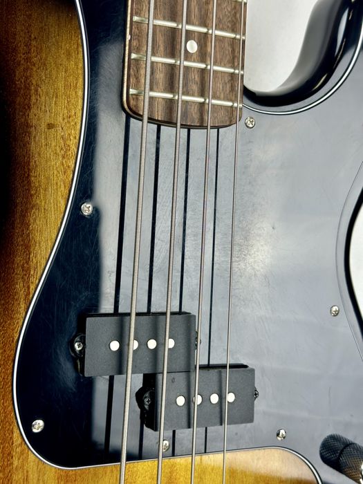 Squier Affinity Series Precision Bass PJ