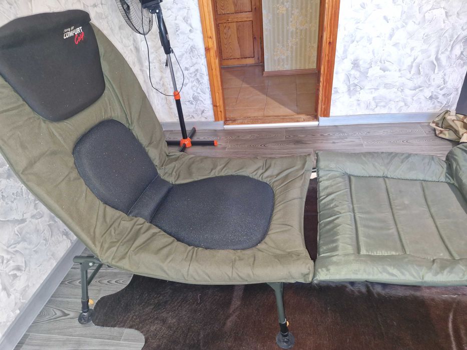 Крісло коропове Comfort Carp + підставка під ноги Б/В