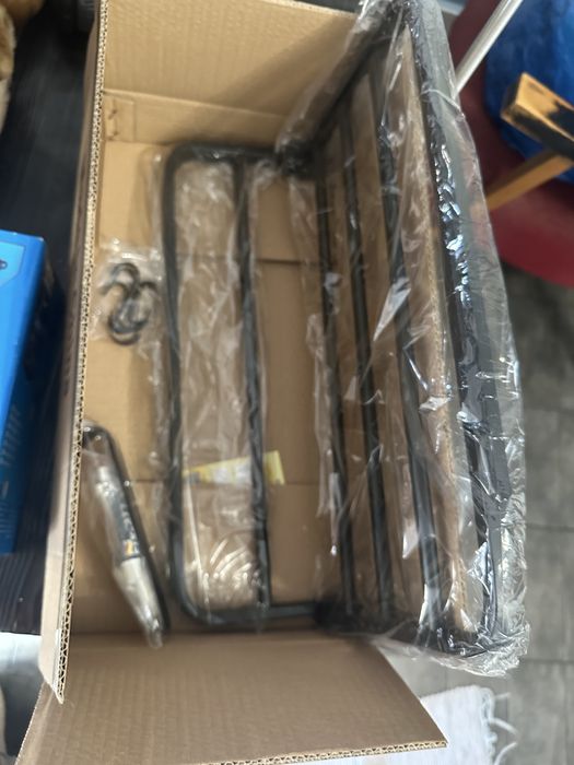 Półka na ręczniki, wieszak łazienkowy