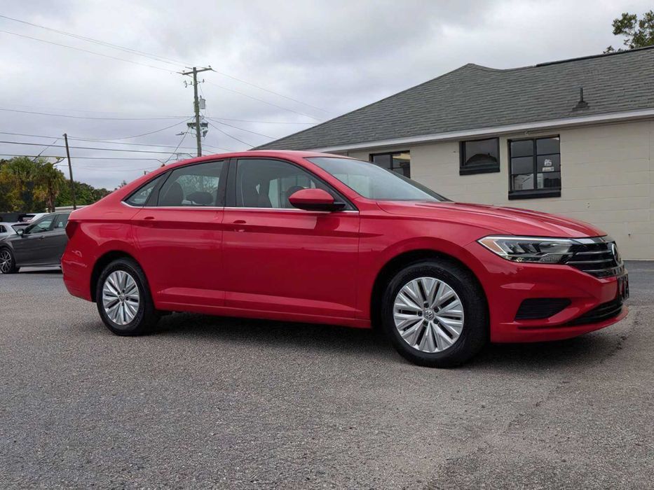 Volkswagen Jetta      2019