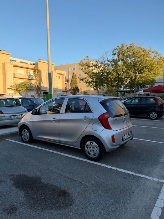 Kia picanto 1.0 2014