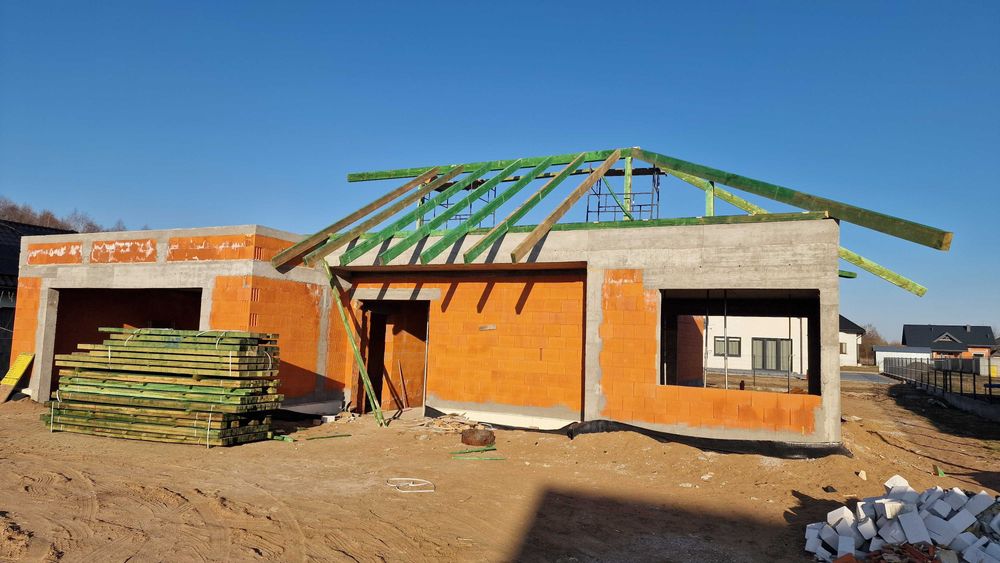 Budowa domów, stany surowe