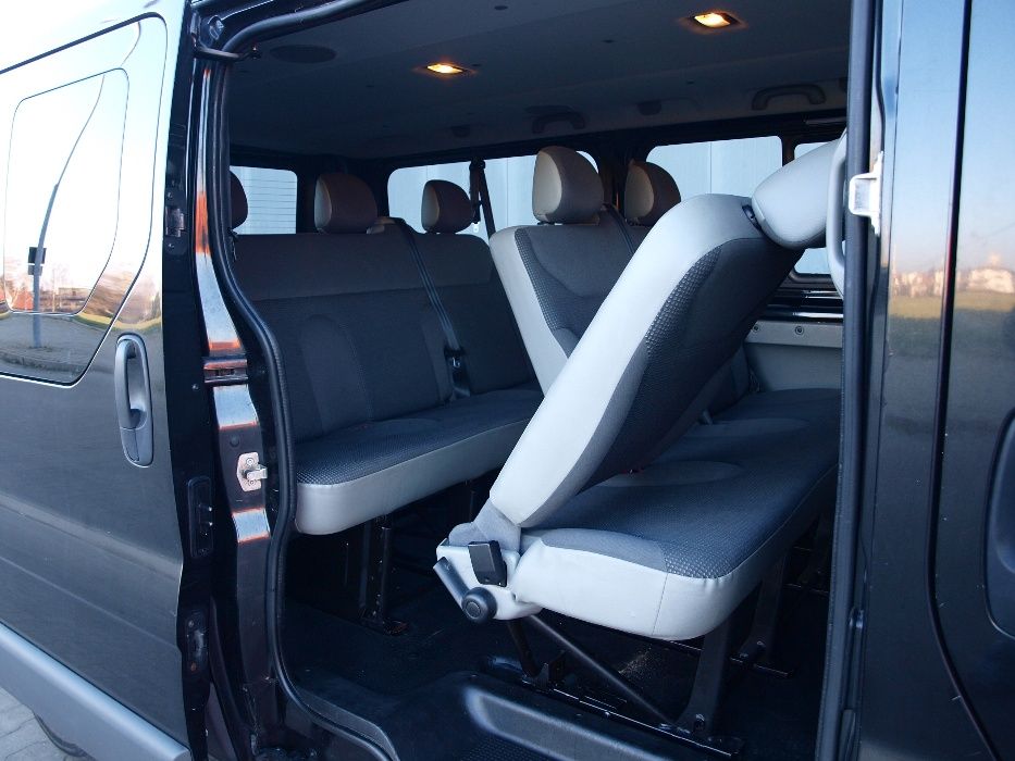 Wynajem Bus 9 Osobowy LONG 2.0DCI 114KM Klimatyzacja