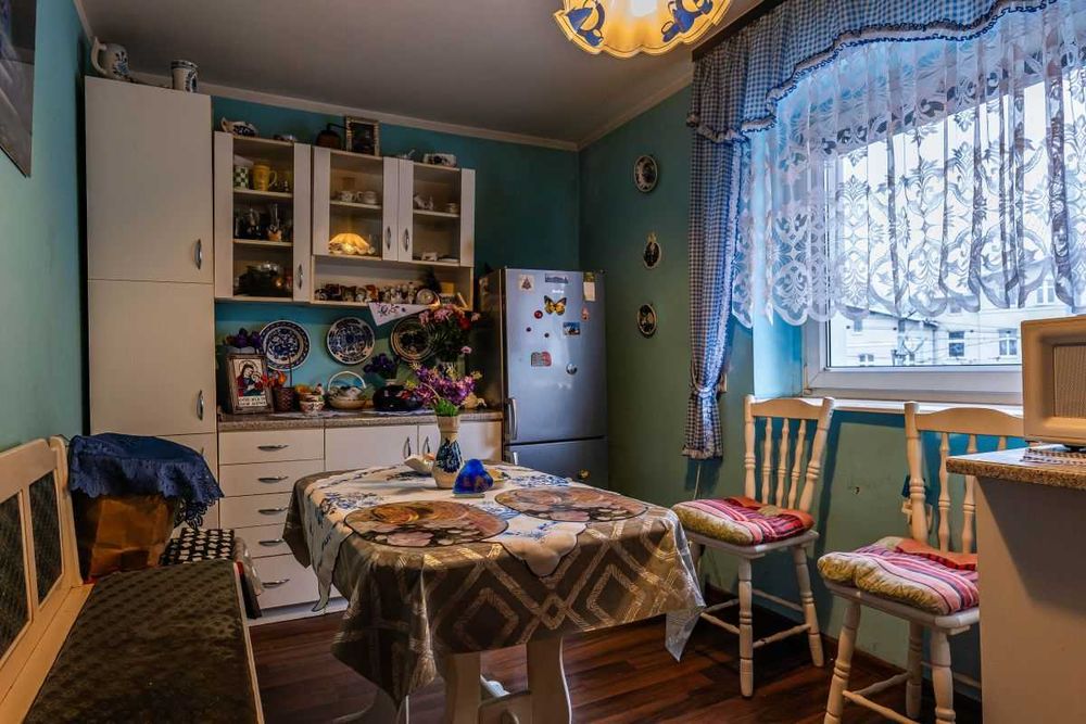 Kamienica z dużą działką i zagospodarowanym ogrodem,