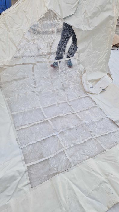 Toldos, lonas ou oleados