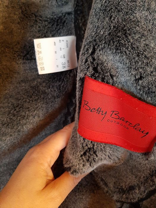 Casaco Pele Preto 38 L - Excelente Estado