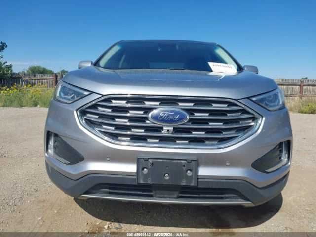 Ford Edge Titanium 2023;