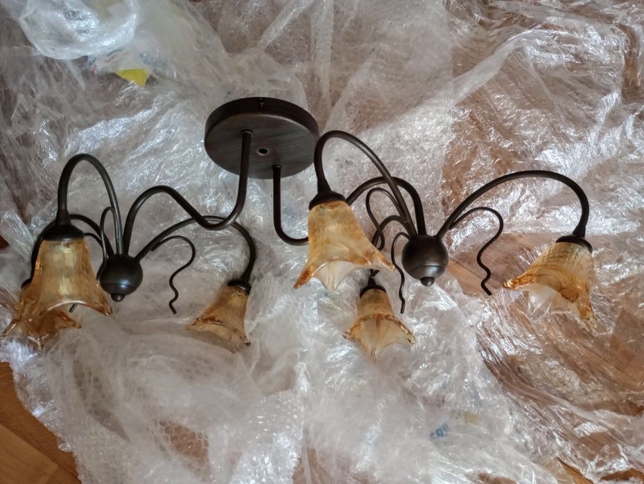 Люстра на 6 ламп (металл-стекло)