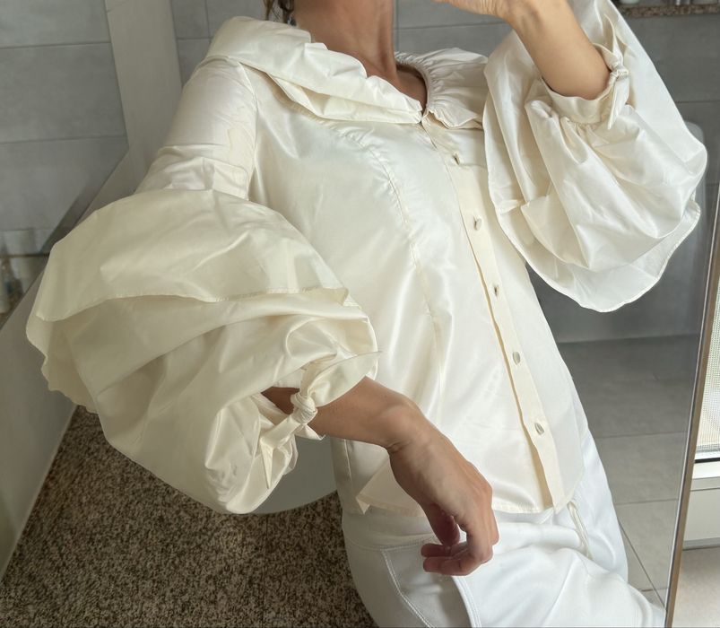 Escada max mara.
