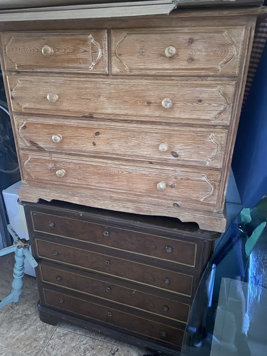 Vendo cada comoda 50 euros