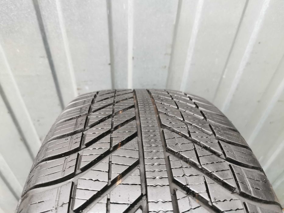 209) Opona - 205/50/17 - Goodyear - 1szt - Całoroczna