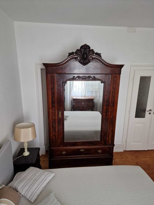 Roupeiro centenário